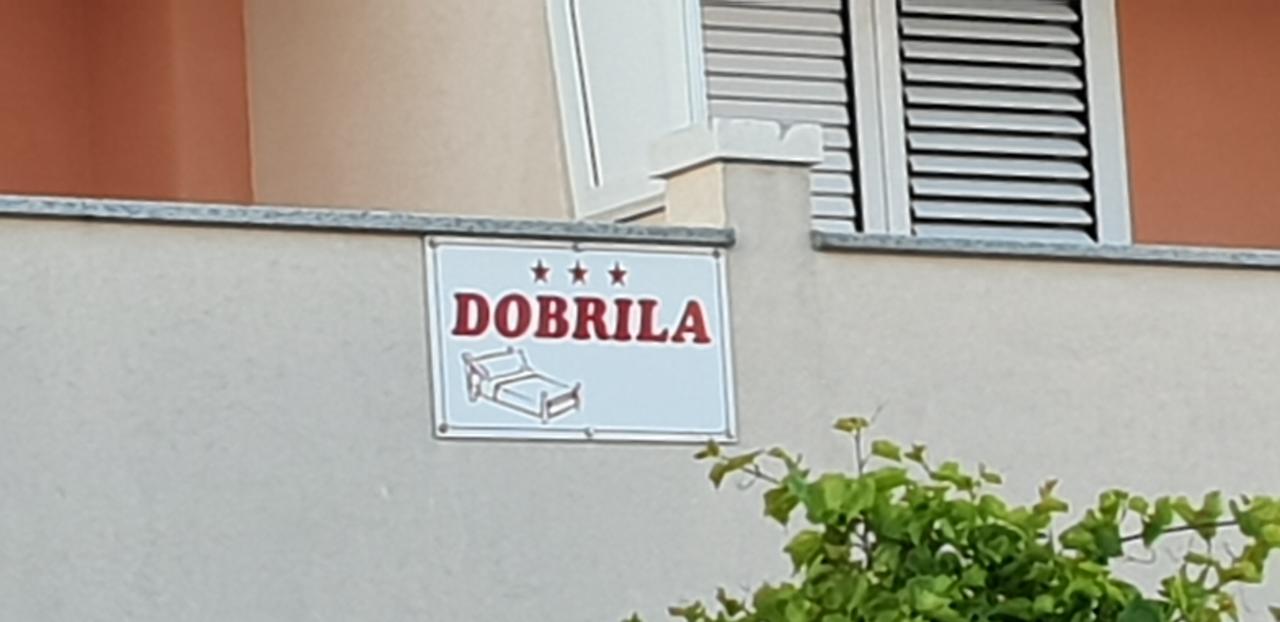 Apartments And Rooms Dobrila Елса Экстерьер фото